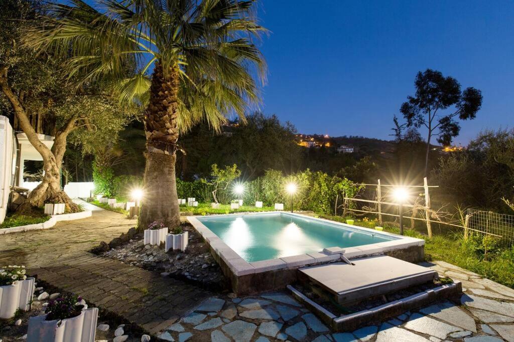 Holiday Home Lucifero Contura Exterior foto