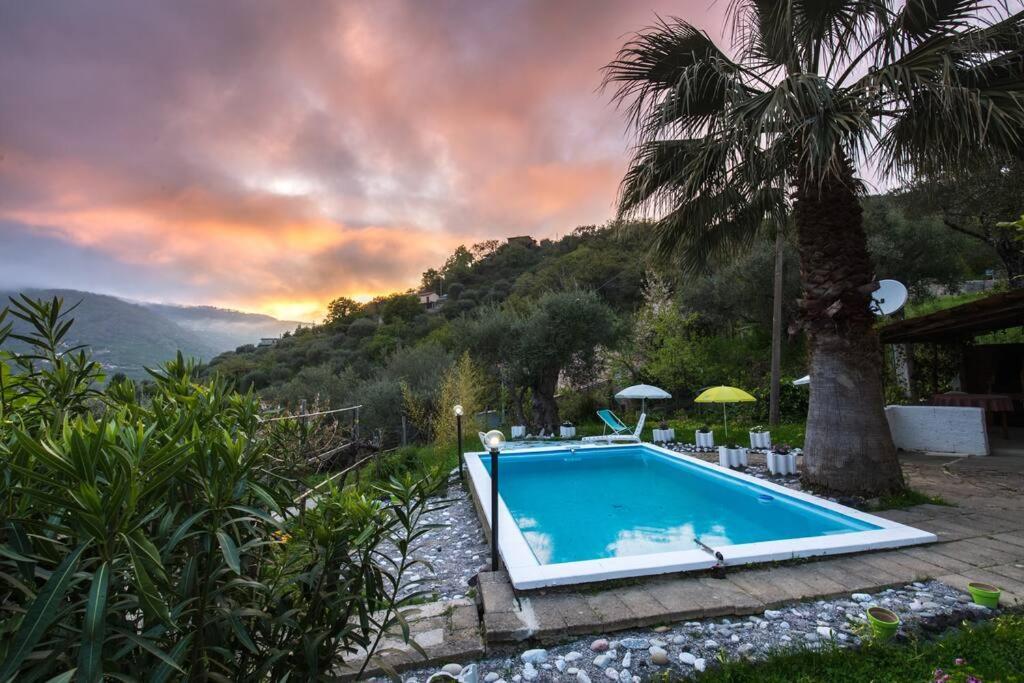 Holiday Home Lucifero Contura Exterior foto